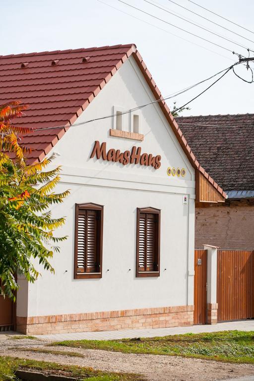 Maushaus Hotel Vemend Eksteriør billede